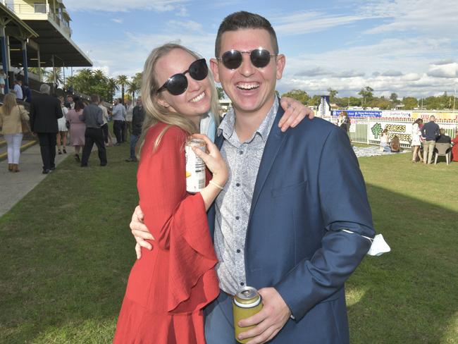 Out and About on Grafton Cup day 2021