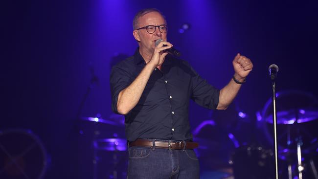 Loud boos came from the crowd when Anthony Albanese took the stage at Bluesfest to introduce Jimmy Barnes. Picture: Toby Zerna