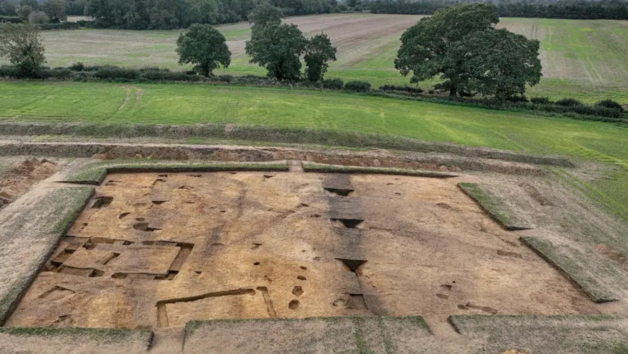 The archaeological remains, including the probable temple or cult house (left hand side) and boundary ditch (centre).