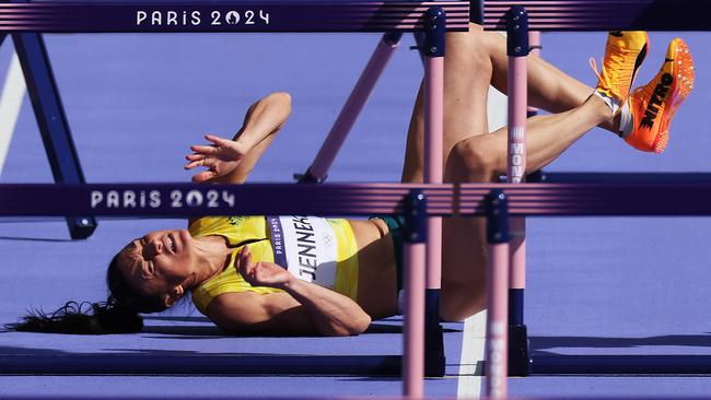 Despite her dramatic fall and injury, Michelle Jenneke fronted up for the repechage. (Photo by Al Bello/Getty Images)