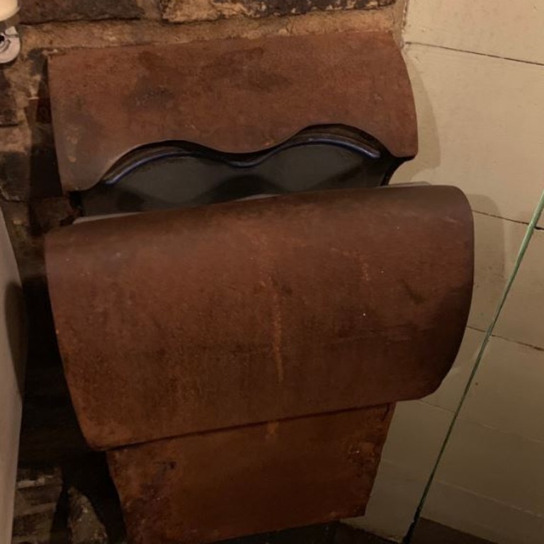 A Dyson Airblade has sparked a design debate online. Picture: Twitter/Milo Edwards