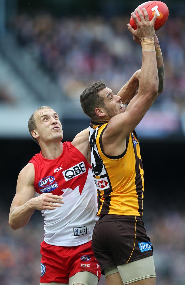 Sydney coach John Longmire says Ted Richards ‘didn’t really walk all week’ before taking on Lance Franklin in the Swans’ 2012 grand final triumph. Picture: Michael Klein