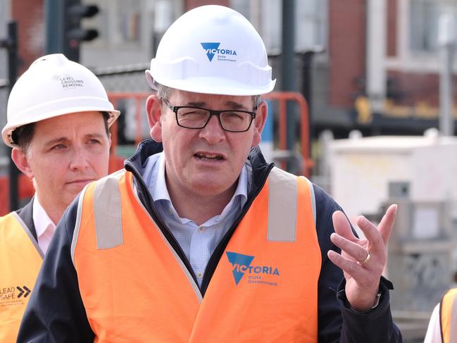 MELBOURNE, AUSTRALIA - NewsWire Photos 13  APRIL 2023: Photo of Premier, Daniel Andrews, giving a press conference at the Glenhuntly level crossing removal site.Picture: NCA NewsWire / Luis Ascui