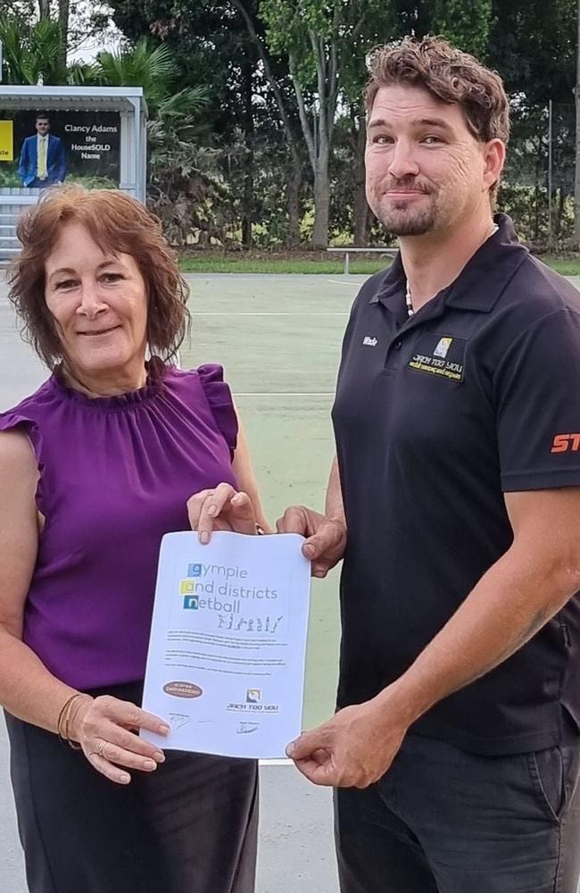 A $1000 donation was given to the Gympie and District Netball Association by Wade Flikweert from Jack to You Mobile Servicing and Repairs, and Jason McPherson from CPM Engineering Queensland. Mr Flikweert (right) is pictured here with Gympie and District Netball Association President Colleen Miller (left). Photo: Facebook