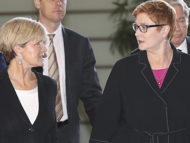 Australian Minister for Foreign Affairs Julie Bishop (2nd-L) and Defence Minister Marise Payne (R) arrive to meet with Japanese Prime Minister Shinzo Abe at the prime minister's official residence in Tokyo on April 20, 2017.  / AFP PHOTO / POOL / Eugene Hoshiko