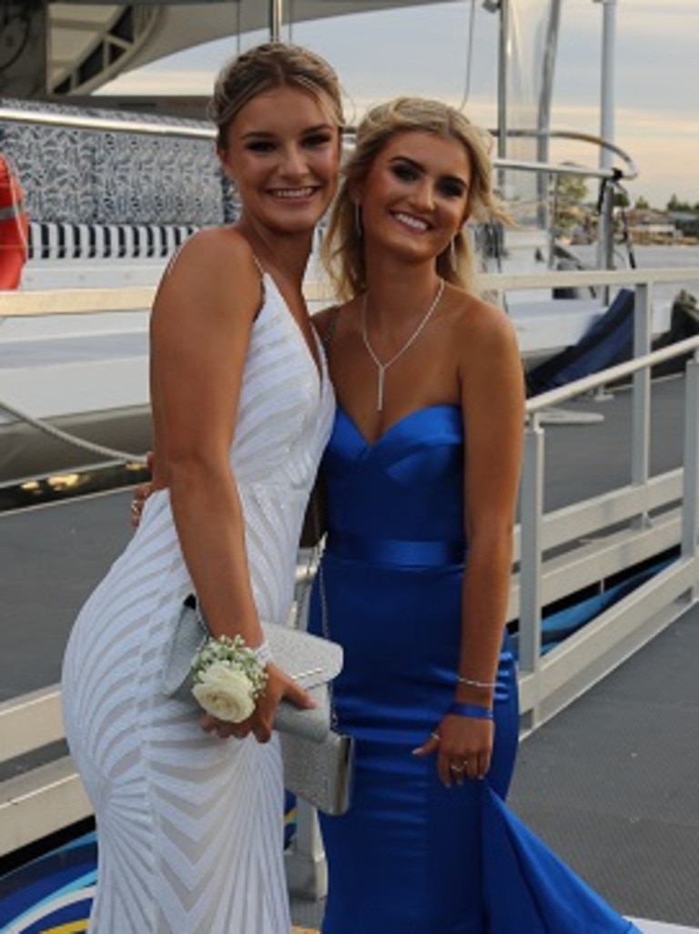 The waterfront venue was the perfect setting for Carmel College’s year 12 formal. PHOTOS: Ethan Bemet