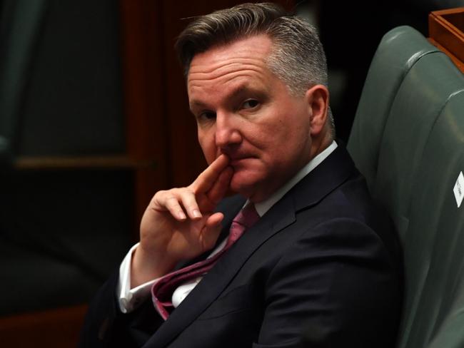 CANBERRA, AUSTRALIA - FEBRUARY 02: Member for McMahon Chris Bowen looks on during Question Time in the House of Representatives at Parliament House on February 02, 2021 in Canberra, Australia. Federal Members of Parliament from Western Australia, including some of the most senior members of the government, have been allowed to attend Parliament this week after being granted an exemption by ACT Health. Parliamentary officials and ACT Health met on Monday morning to negotiate the terms of the exemptions, which don't include Government staff. (Photo by Sam Mooy/Getty Images)