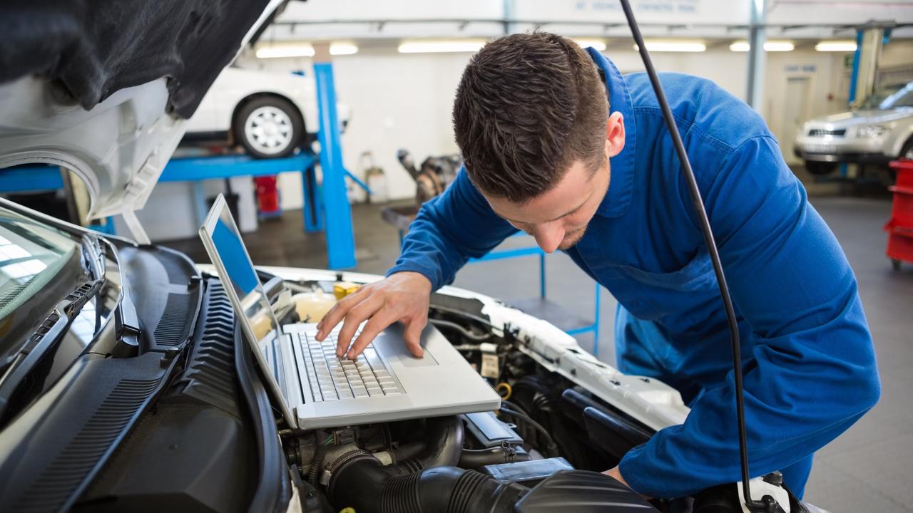 An annual inspection by a mechanic would make every car safer. Picture: News Regional