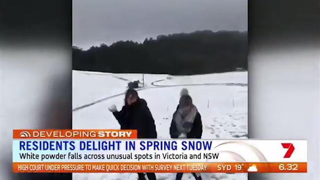 Spring snow falls across Victoria