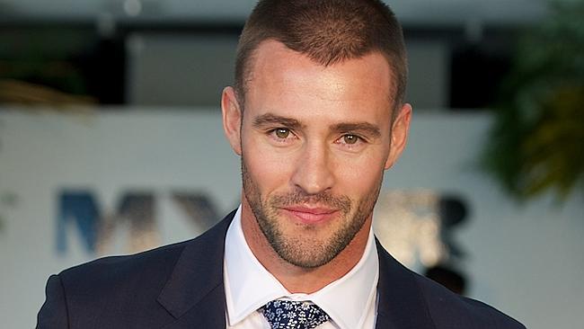 Model Kris Smith Wikipedia: Who Is His Wife? Age, And Net Worth Revealed