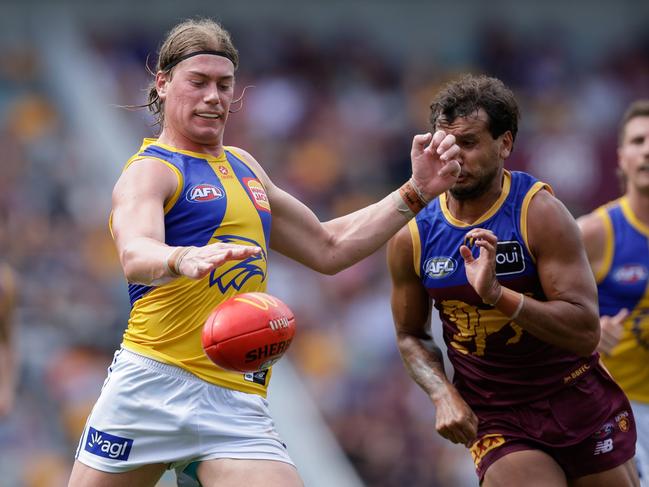 Harley Reid endured another frustrating game. Picture: Russell Freeman/AFL Photos via Getty Images.