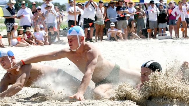 A bit f sand action at the youth titles. Pic: HarvPix.