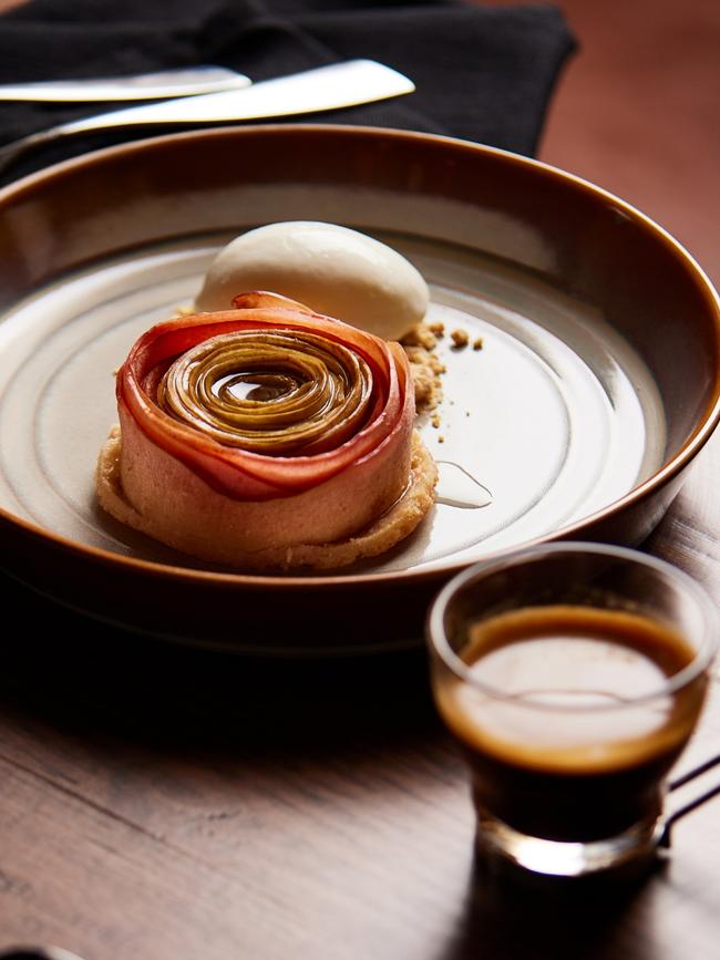 The Longhorn Smokehouse’s Geeveston Apple Tart is served with Buttermilk Sorbet. Picture Courtesy of the Longhorn Smokehouse.