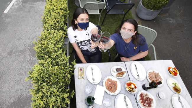 Outdoor dining may be the first thing to return in Victoria. Picture: David Caird