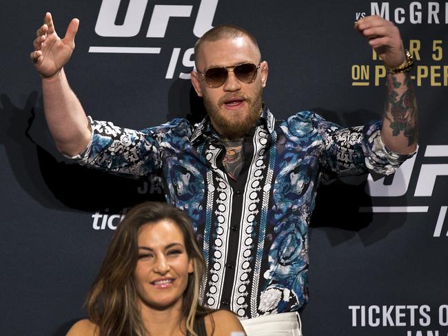 UFC 197: Conor McGregor, Rafael dos Anjos and 'Red Panty Night