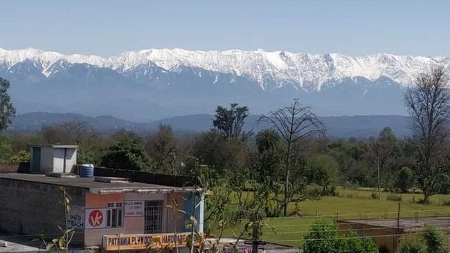 The Himalayas can be seen again from Punjab, India, because pollution levels have reduced as a result of the COVID-19 isolation regulations. Picture: Twitter