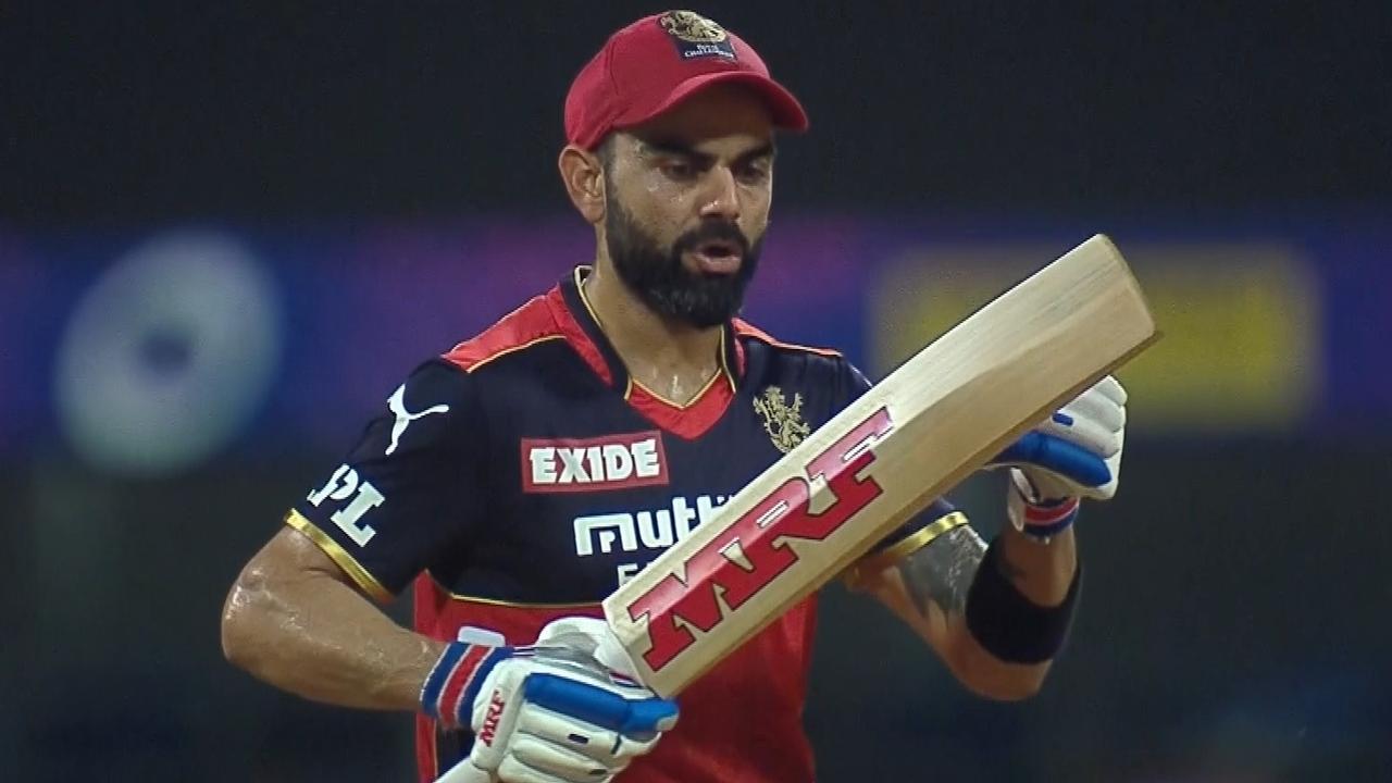 Virat Kohli became the first player in IPL history to reach 6,000 runs. Photo: Fox Sports