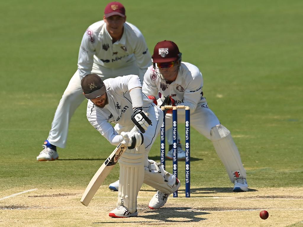 Peter Handscomb batting for Victoria in the recent Sheffield Shield clash at Great Barrier Reef Arena. Picture: Albert Perez