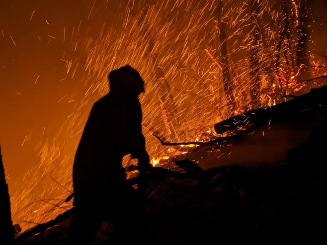 Hinterland fire. Mudgeeraba Rural Fire Brigade