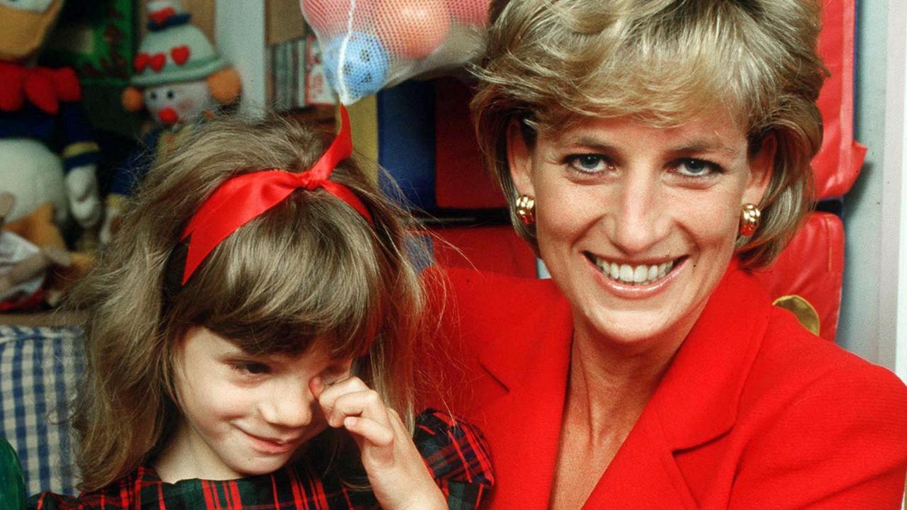 Royal Family Around the World: Images of the late People Princess Diana of  Wales Enchanting Life - Marking the 20th Anniversary of her death - August  13, 2017