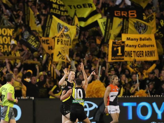 Jack Riewoldt celebrates a goal in the fourth quarter. Picture: Phil Hillyard