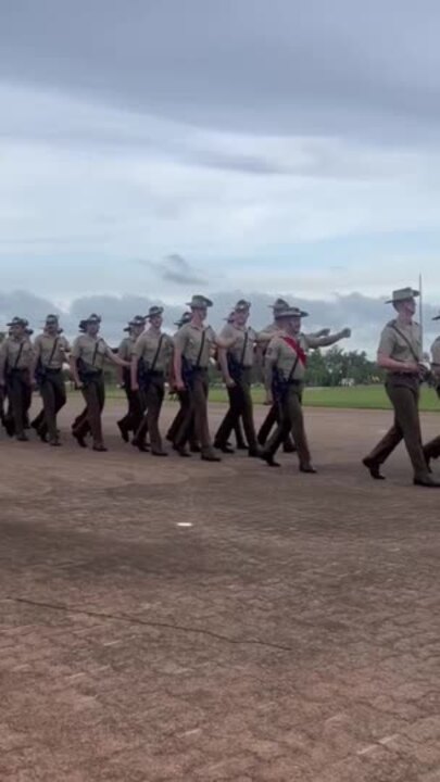 Darwin's 5th/7th Battalion put on a parade masterclass at Robertson Barracks