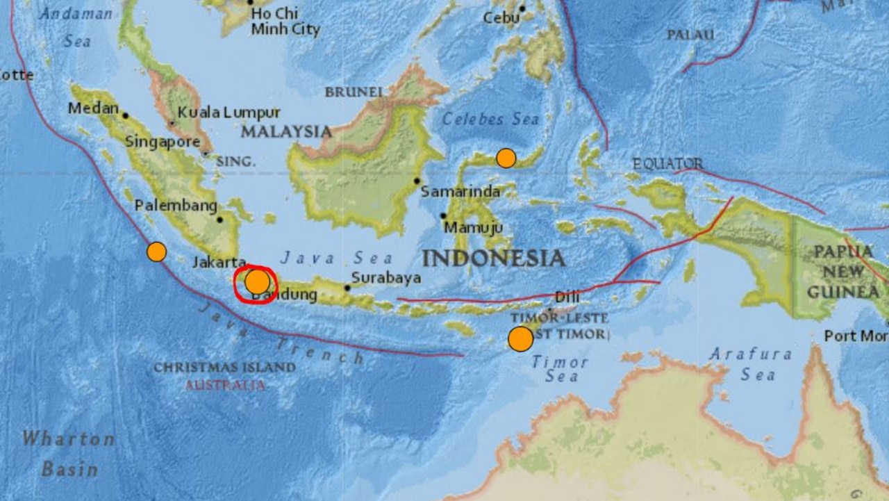 Java earthquake: 162 killed after Indonesia quake | news.com.au ...