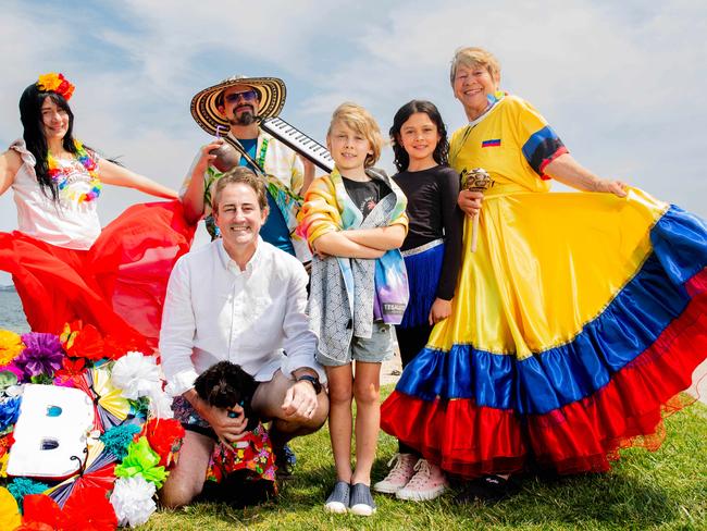 Back L-R: Milena Campbell-Smith, Joy Sanchez, Elliot Price, Sophia Campbell-Smith, and Naty Aceros.Front: Clarence Mayor Brendan Bromley and Trotsky are all ready for the Bellerive Beach Party.Picture: Linda Higginson