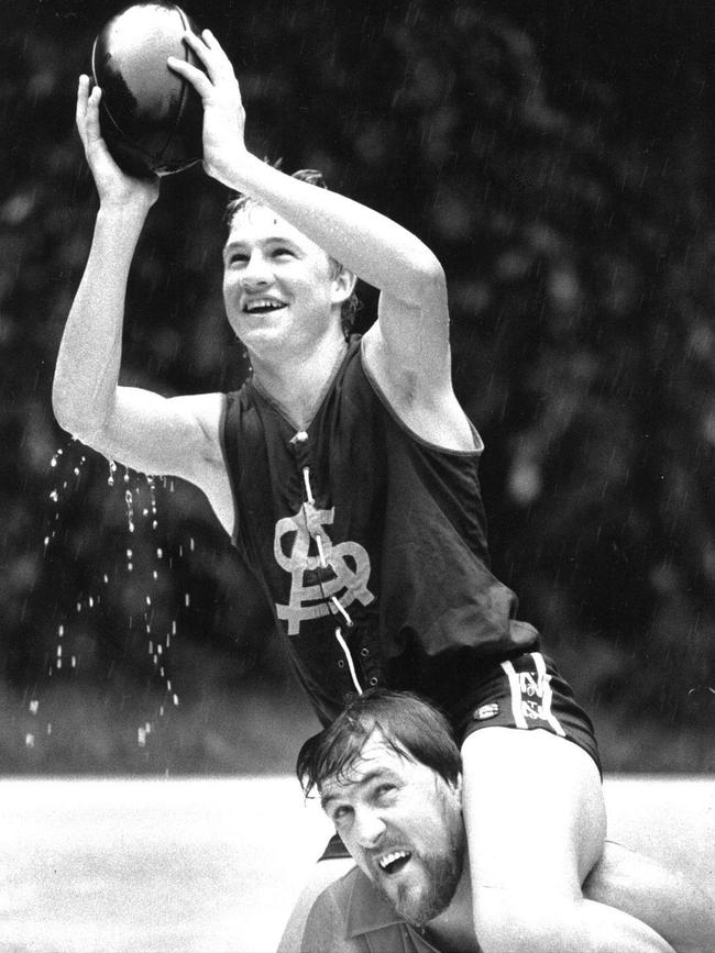 Nathan Buckley with father Ray in Darwin in 1990.