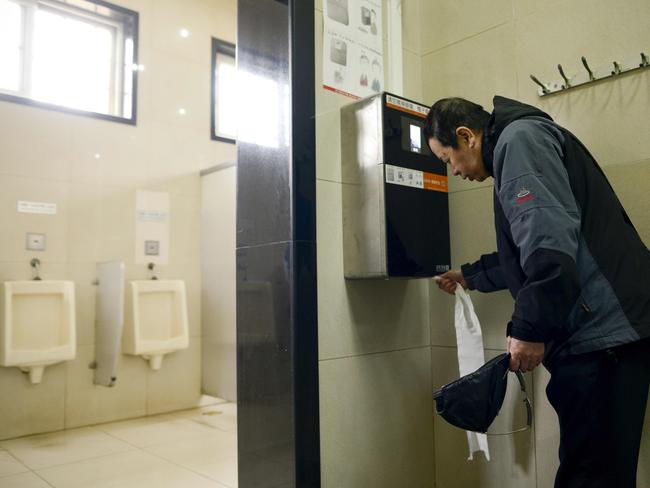 A years-long crime spree by Chinese toilet paper thieves prompted new technology to flush out bathroom bandits. Picture: Wang Zhao