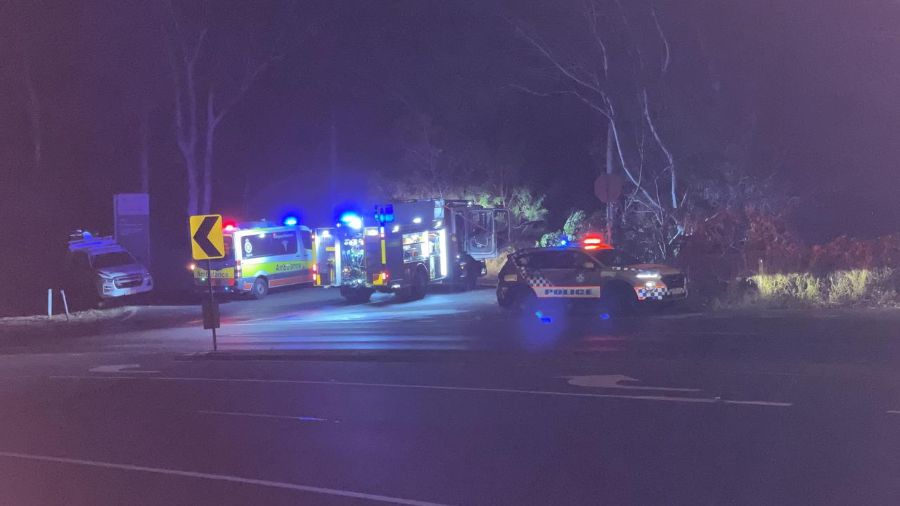 Pinjarra Hills Car Bursts Into Flames After Crash Near Uni In Brisbanes West The Courier Mail 0976