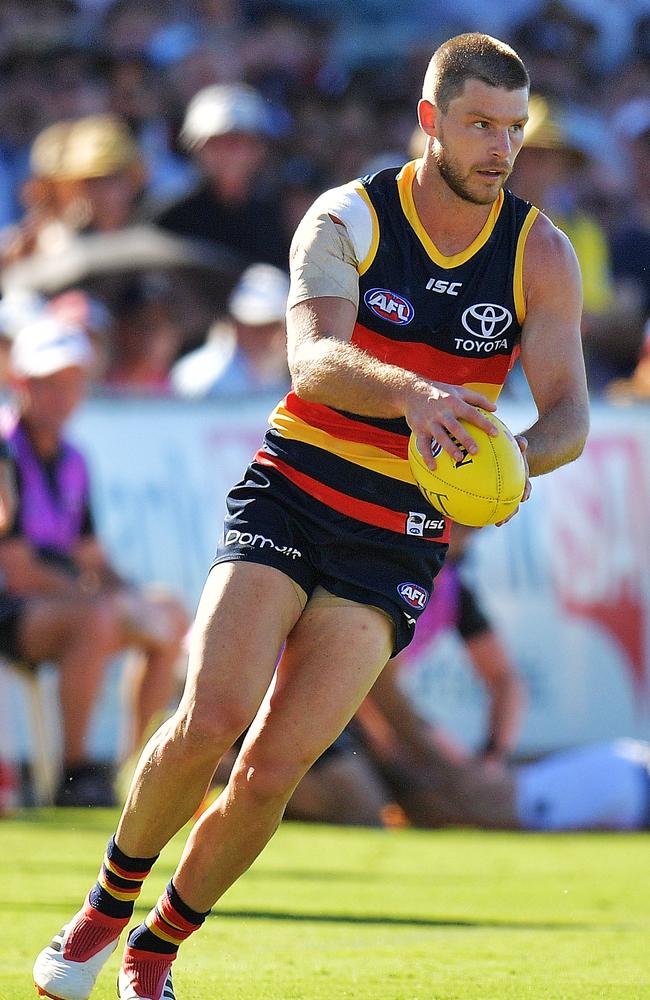 Gibbs averaged 25.9 disposals and 5.4 tackles in his first season with the Crows. Picture: Getty Images