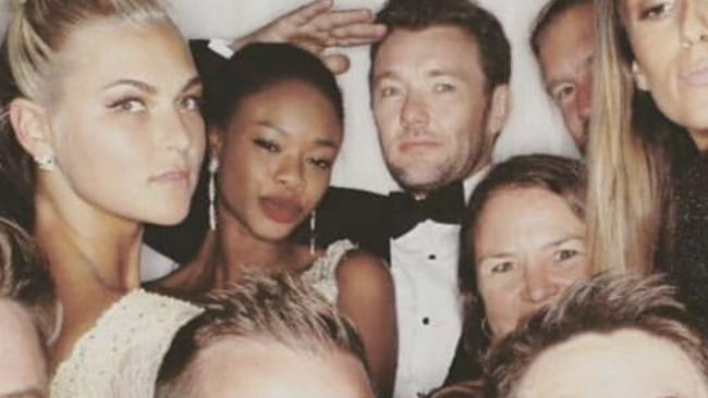 Joel Edgerton is dating French model Dayana Reeves.