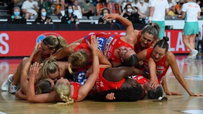 The Swifts are the 2021 netball champions