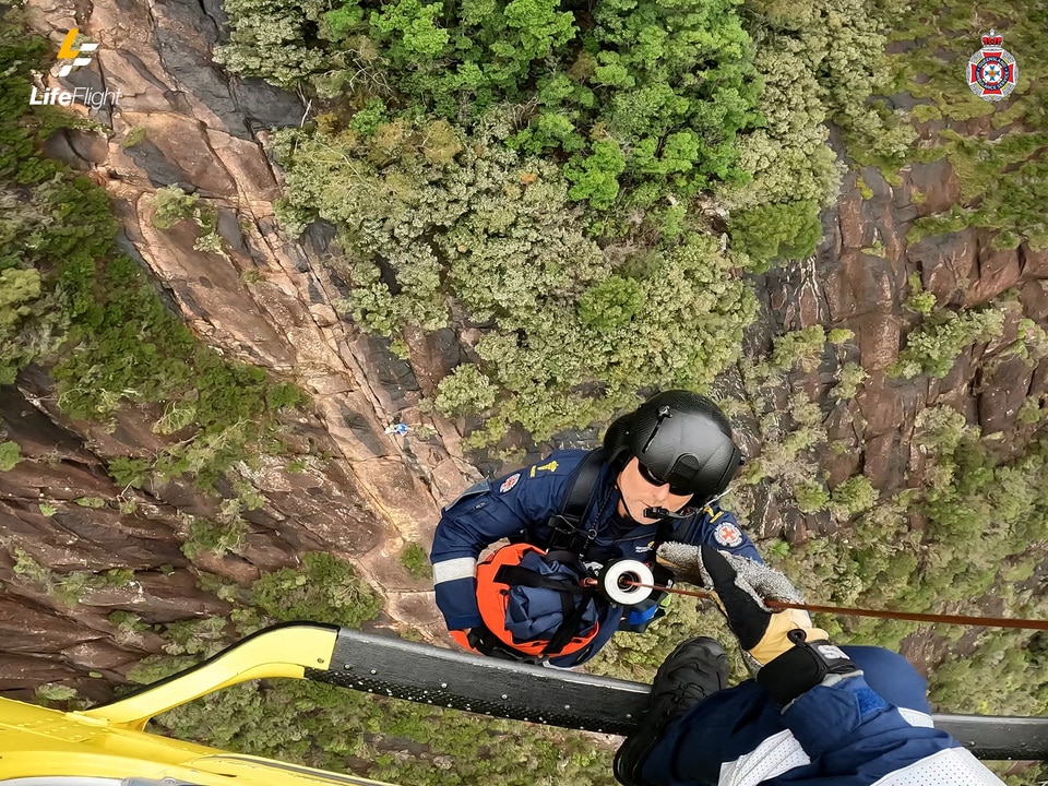 LifeFlight winches injured hiker off Mount Beerwah