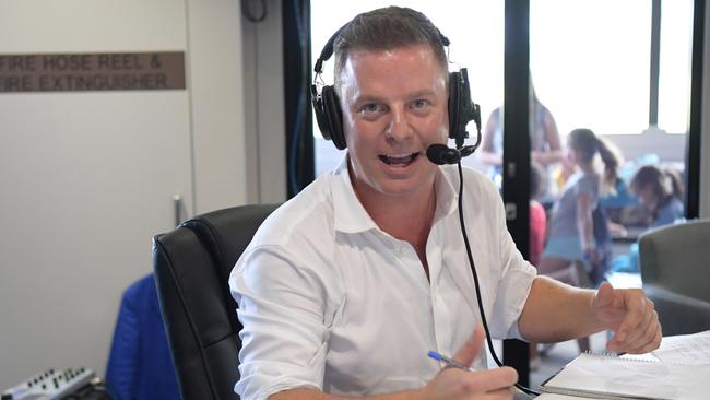 2GB presenter, Ben Fordham, host of 2GBs drive show, told The Daily Telegraph: “Alan has more backbone than anyone I know.”