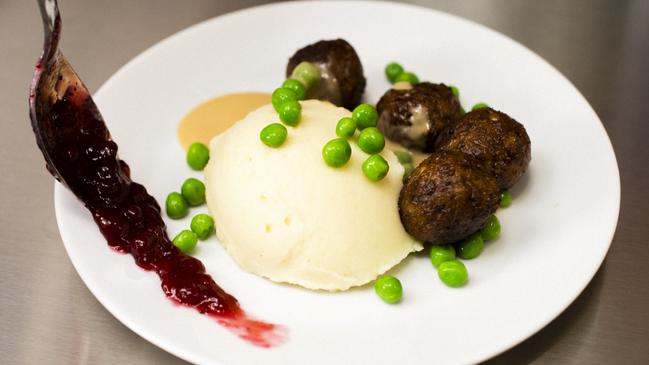 New Ikea plant ball is served with mashed potatoes, lingonberries and cream.