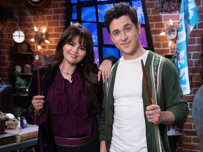 Selena Gomez and David Henrie reunite in Wizards Beyond Waverly Place.