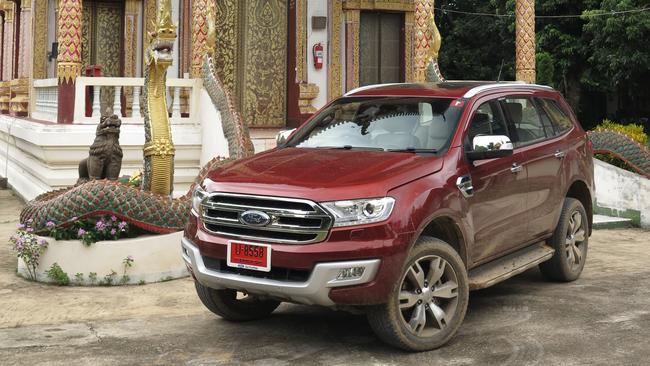 Photos of the 2015 Ford Everest