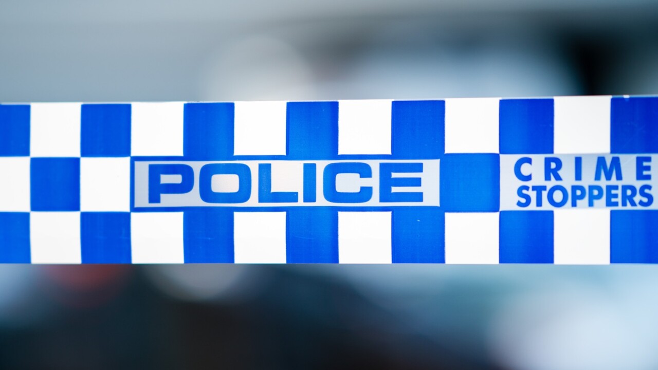 Police officer shot dead after disturbance call-out near SA/Vic border