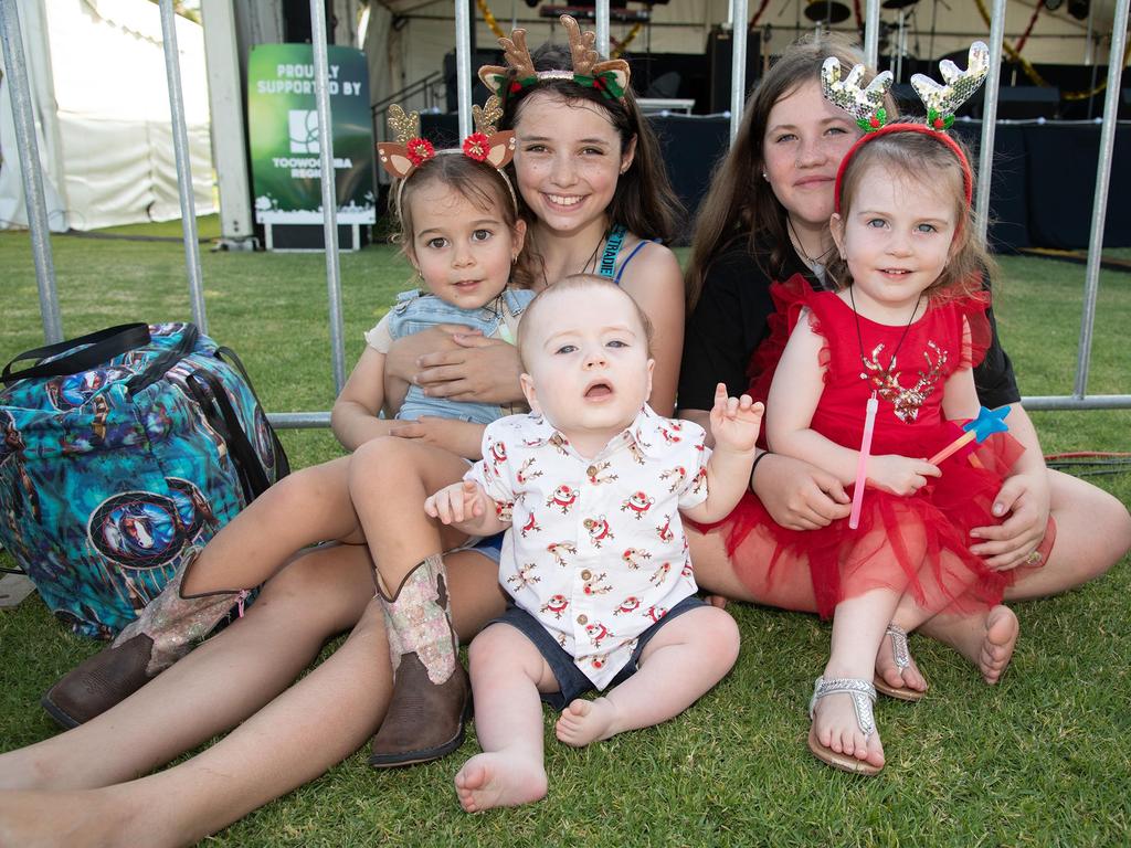 April Fisk, Zoe Palmer, Karen Doorley, Madison Qualischefski and Braxton Fisk. Triple M Mayoral Carols by Candlelight. December 11, 2022 Picture: Bev Lacey