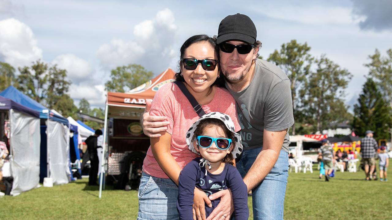 Naomi and Brad with little Kyla Kenny, of Everton Park, at Hills Carnivale. Picture: Dominika Lis.