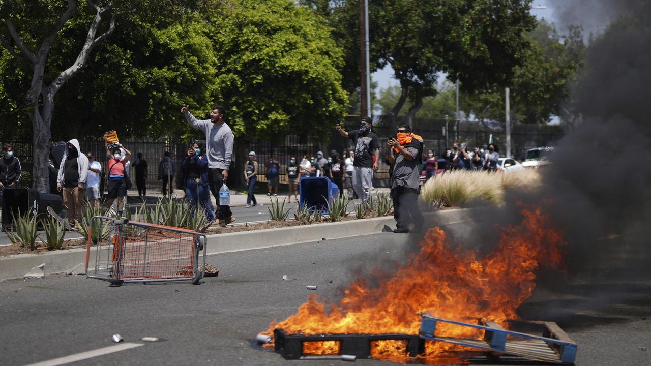 Riots erupt in LA after immigration raids