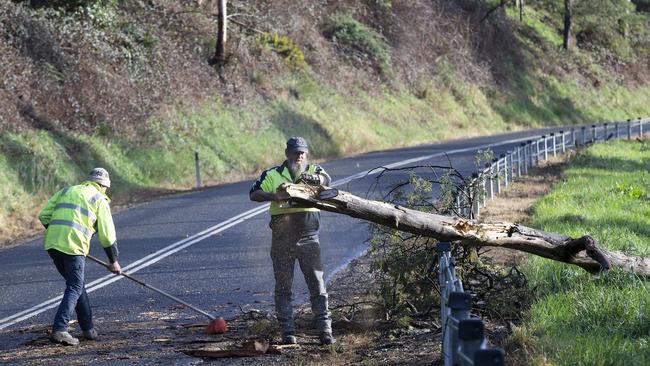 Clean up after storm damage on Wilmot Road near Forth. PICTURE CHRIS KIDD