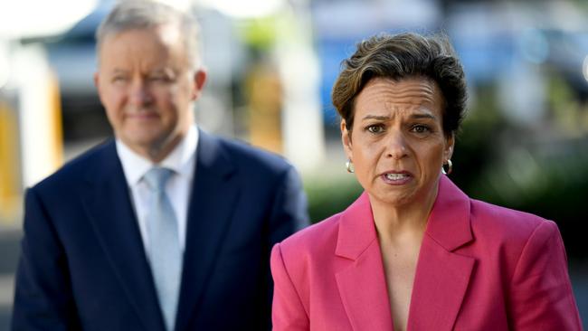 Shadow Communications Minister Michelle Rowland has called for ‘political hacks’ to be dumped from Australia Post’s board. Picture: NCA NewsWire/Jeremy Piper