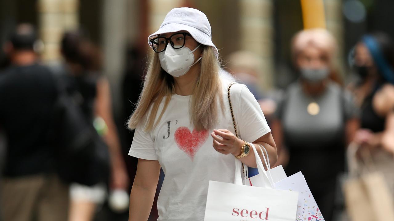 There are calls from NSW Health to reintroduce mandatory mask rules at indoor venues. Picture: Jason McCawley/Getty Images