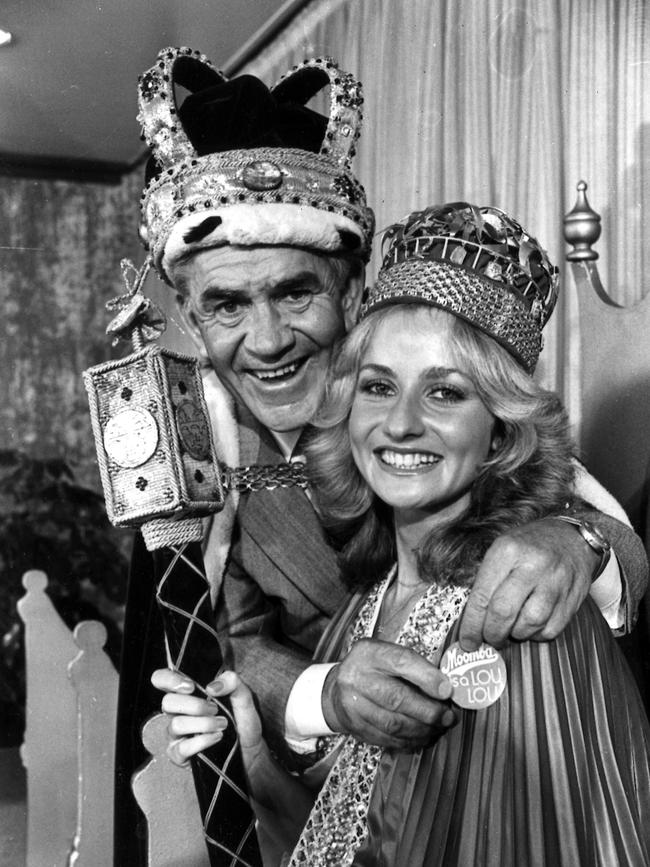 1981. King and Queen of Moomba, Lou Richards and Kim Formosa.
