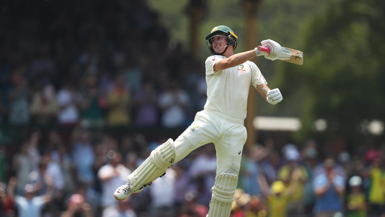 Australia's Marnus Labuschagne celebrates his 200 during Day 2 of the Sydney Test
