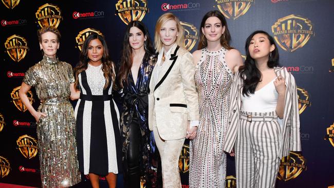 The cast of Ocean’s 8 walk the ComicCon red carpet.