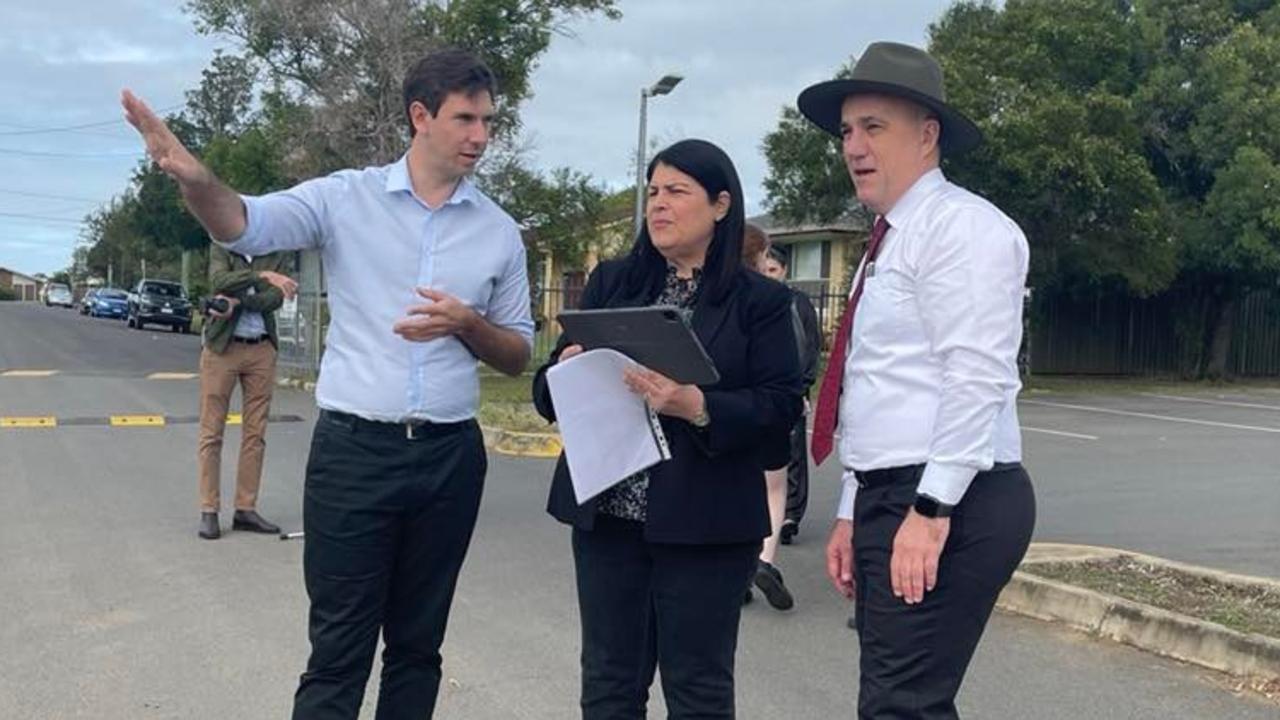 Minister Grace Grace (centre) discusses with Member for Bundaberg Tom Smith (left) and Kepnock SHS principal Nicolas Howkins (right) the new ITD centre.